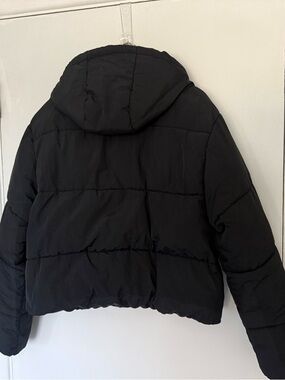 H&M Black Hooded Cropped Puffer Jacket